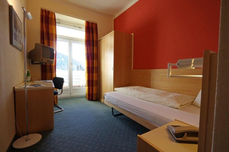Esplanade Swiss Quality Hotel Davos Room photo